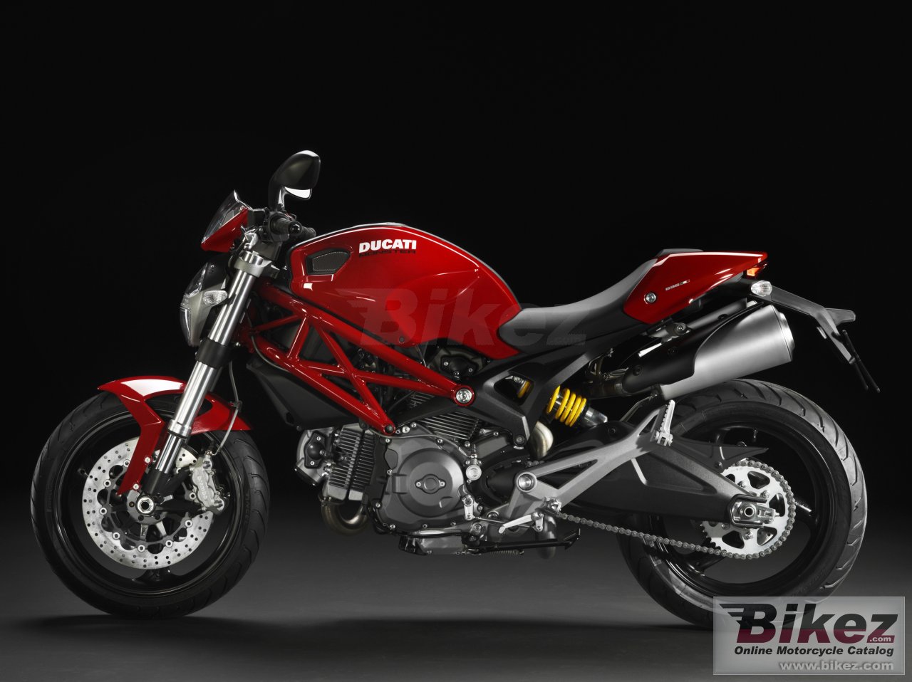 Big Ducati monster 696 picture and wallpaper from Bikez.com